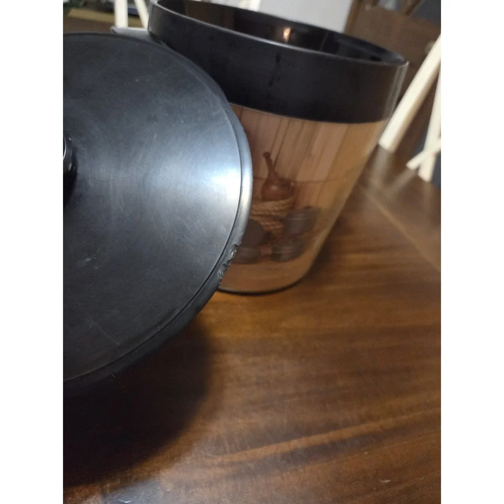 vintage West Bend Thermo-Serv ice bucket features a rustic sportsman design, Bar